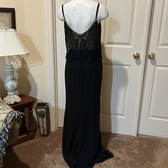 Dress The Population Revolve Roselyn Gown. NWT. Size M - Picture 7 of 16